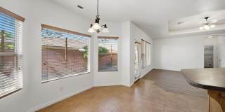 Pet Friendly 4 Bedroom Home! Gallery 14