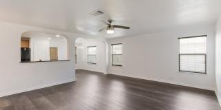 758 Great Oaks Drive Gallery 5