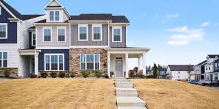 3BR Like-New End-Unit Townhome – Wendell Falls Gallery 1