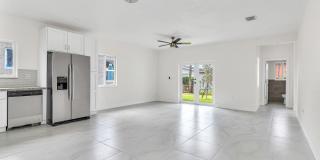 2780 Nw 15th St Gallery 2