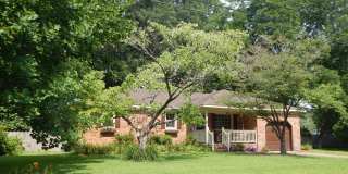 Beautiful 3 bedroom, 2 full bath home situation on a nearly half acre lot. Gallery 1