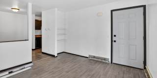 3722 Karstens Gallery 1