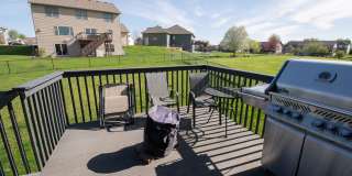 Spacious NW Home with Fenced Yard & Deck Gallery 17