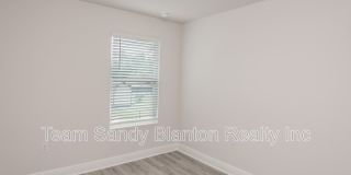 8706 Meadow Flower Lane Gallery 15
