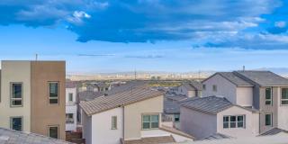 Tri-Level Three Bedroom Home with Spectacular City & Mountain Views Gallery 33