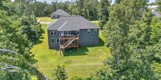 Modern 3-Bedroom Bella Vista Home with Bonus Room and Tiered Deck Gallery 34
