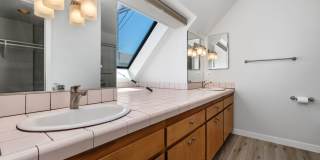 Mission Beach. 3 bedroom, 2.5 bath, 2 car garage, Gallery 19