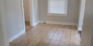 Quaint 2 bedroom in St. Petersburg Gallery 10