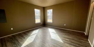 Cozy 3-Bedroom, 2-Bathroom Home with Garage in East Lubbock Gallery 10