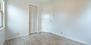 10933 S Avenue H Gallery 8