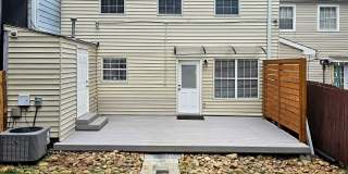 COMING SOON: Beautifully Updated 2/2.5 Townhome Near Truist Park Gallery 51