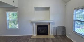 4 Bedroom 3.5 Bathroom Duplex Gallery 7