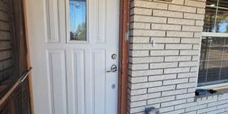 Charming remodeled 3-bedroom home for lease! Gallery 4