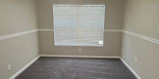 3BR 2BA w/ Screened Patio + Pool/Gym Access in Gated Villa Serena Gallery 17