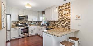 10240 Hawthorne Dr Gallery 8
