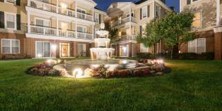 One Bedroom With Garage near Grandview Gallery 14