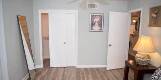Bayou Breeze Condominiums Gallery 25