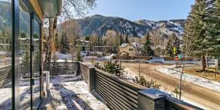 100 Park Avenue Gallery 8