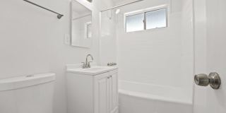 1844 & 1850 North Harvard Apartments Gallery 1
