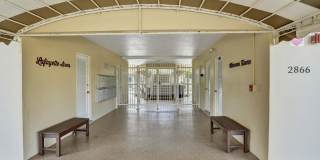 2866 NE 30th Street Gallery 4