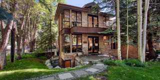 736 W Smuggler Street Gallery 1