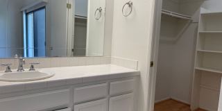 Adorable 1 bed 1 bath Apartment in Agoura Hills! Gallery 10