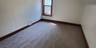 3 Bedroom Single Family Gallery 10