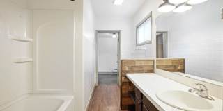 137-141 W Church 137-141 W Church Gallery 14