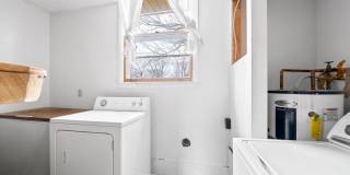3 Bedroom 1 1/2 Bath Home For Rent Near Madison Street! Gallery 25