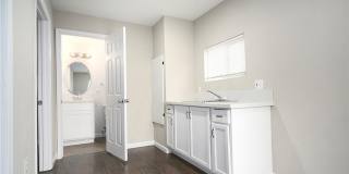 AVAILABLE NOW! LOVELY Remodeled 2 Bedroom / 1 Bath ADU in Yucca Valley! MOVE IN SPECIAL! 50% OFF ONE MONTHS RENT Gallery 1