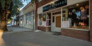 104 W Elm Street Gallery 1