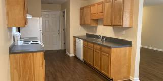 **LESS than 10 minute Drive from Fort Knox** Gallery 32