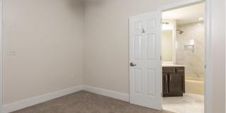 Modern Downtown Memphis Condo with Prime Location Gallery 15