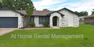 401 North Fir Place Gallery 1