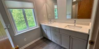 Fantastic Location!  Single-family house close to Upper Arlington and Riverside Hospital Gallery 19