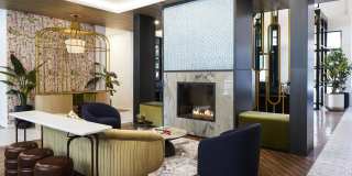 Reynard Gallery 52