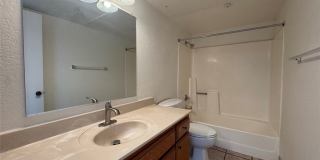 77 N HOLLISTON Avenue Gallery 11