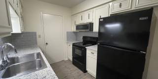 A Great Place to Call Home! Master Bedroom and Bath Downstairs! Gallery 5