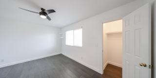812 W 14TH Street Gallery 40