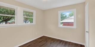 8122 GAVIN Street Gallery 11