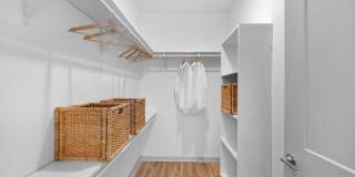 Alexan Research Park Gallery 31
