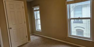 Highlands 1 Bedroom 1 Bath w/ Yard and Laundry! Gallery 43