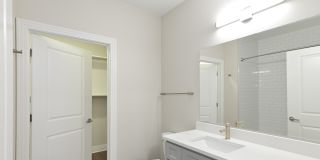 21 Fitzsimons Apartment Homes Gallery 8