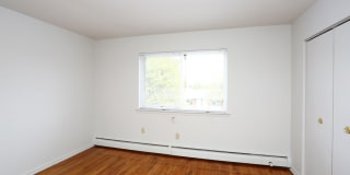 Willowcrest Apartments Gallery 10