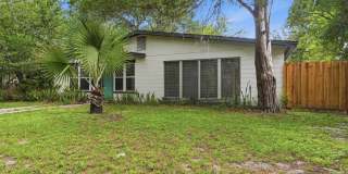 3 BR/ 2 BA Mid Century Modern Home/Fenced Yard/Lawn Care Included Gallery 28