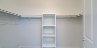 16101 Emerald Estates Dr Gallery 30