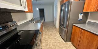 Spacious 2 bedrooms, 2 full baths with enclosed garage Gallery 1
