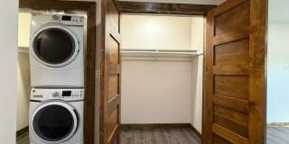 35 Leslie Road Gallery 25