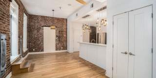 Modern 1 Bedroom, 1 Bath Apartment Home  Located In Historic Westport Gallery 99