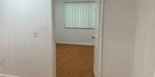 Stunning 3 Bed 3 Bath Duplex in Placentia with Open Floor Plan and Vaulted Ceilings. Gallery 43